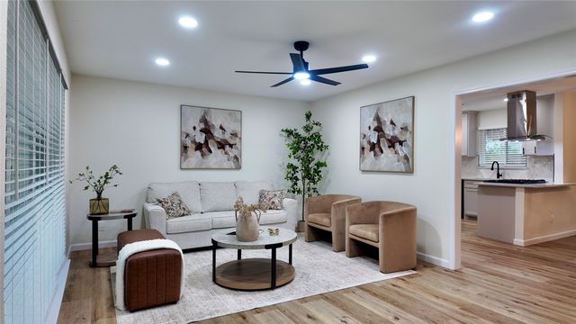 11343 Lippitt Avenue, Dallas, TX 75218