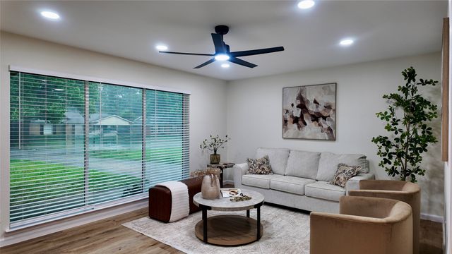11343 Lippitt Avenue, Dallas, TX 75218