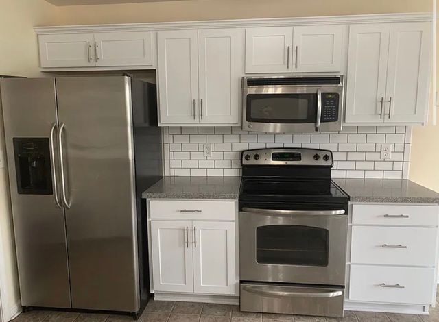 3192 Twelve Oaks Blvd, Clarksville, TN 37042