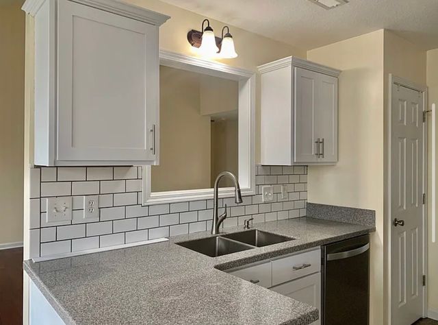 3192 Twelve Oaks Blvd, Clarksville, TN 37042