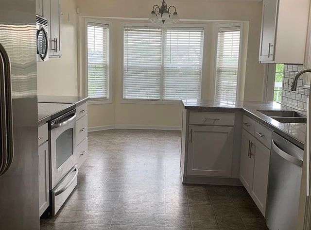 3192 Twelve Oaks Blvd, Clarksville, TN 37042