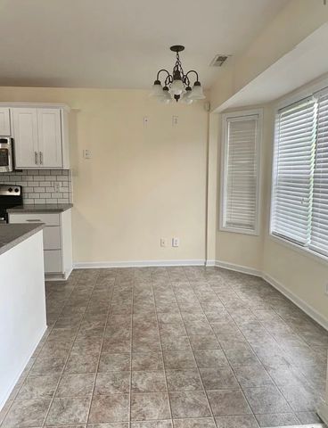 3192 Twelve Oaks Blvd, Clarksville, TN 37042