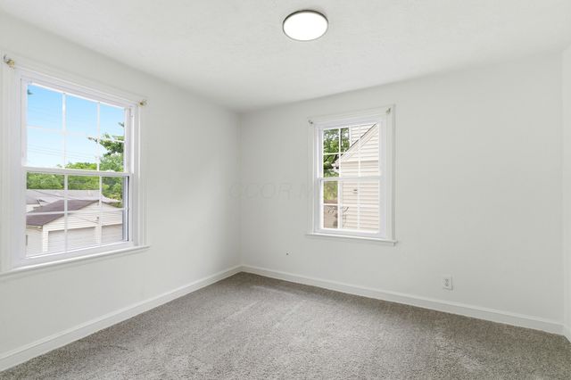 618 Eastmoor Boulevard, Columbus, OH 43209