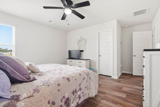 171 Warner Crossing Way, Loris, SC 29569