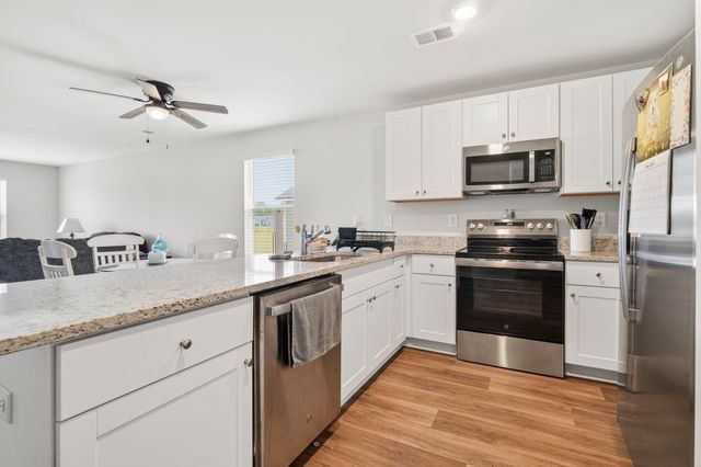 171 Warner Crossing Way, Loris, SC 29569