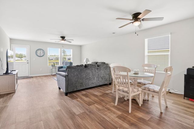 171 Warner Crossing Way, Loris, SC 29569