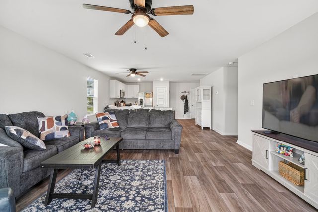 171 Warner Crossing Way, Loris, SC 29569