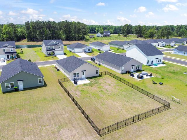 171 Warner Crossing Way, Loris, SC 29569