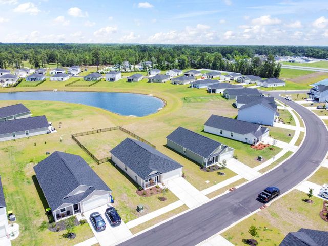 171 Warner Crossing Way, Loris, SC 29569