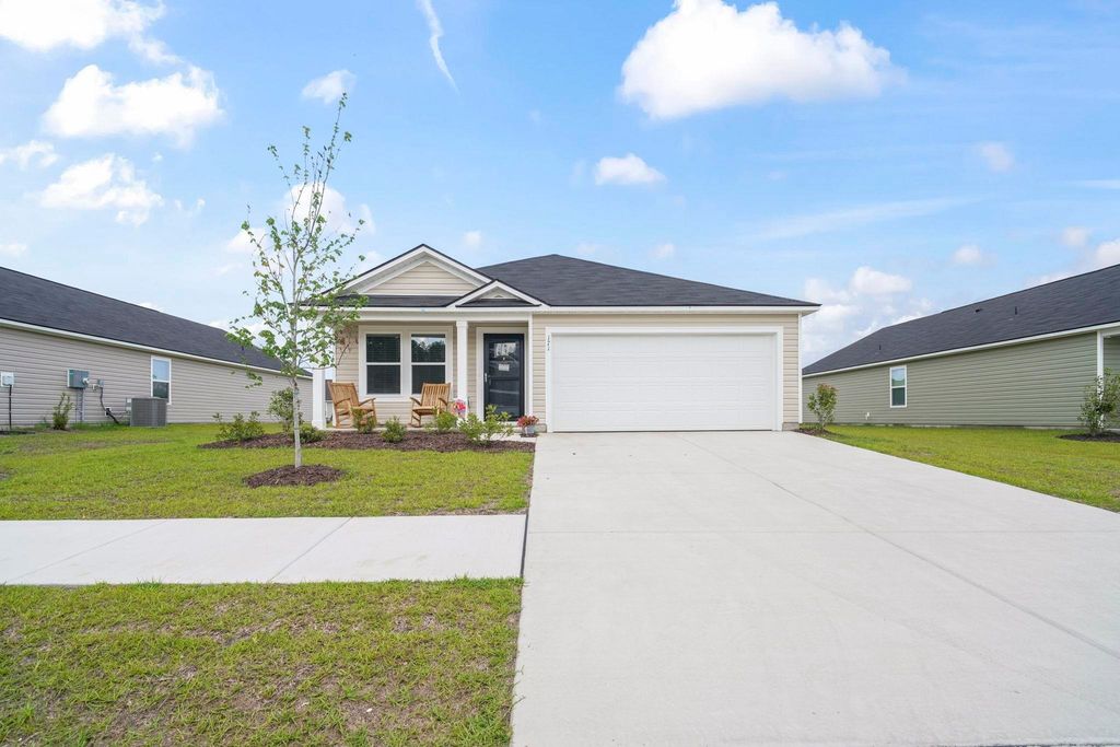 171 Warner Crossing Way, Loris, SC 29569