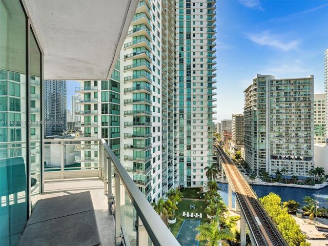 90 SW 3rd St 2013, Miami, FL 33130