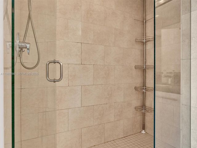 90 SW 3rd St 2013, Miami, FL 33130