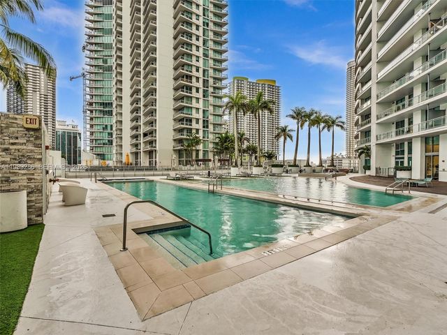 90 SW 3rd St 2013, Miami, FL 33130