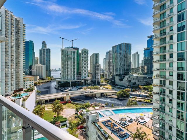 90 SW 3rd St 2013, Miami, FL 33130