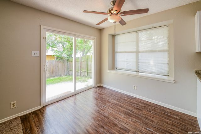 702 Dana, Converse, TX 78109