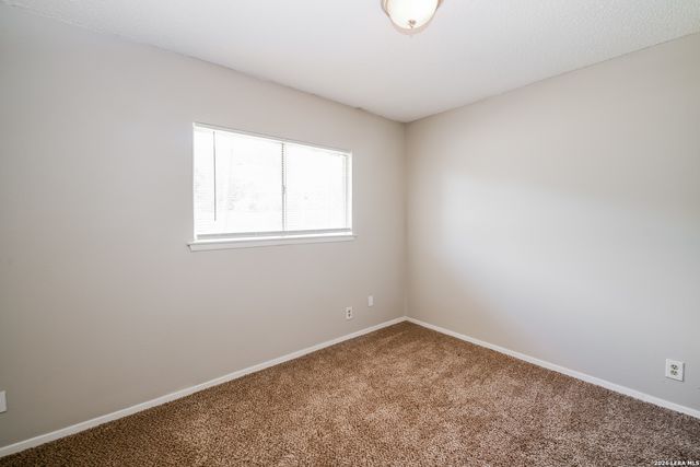 702 Dana, Converse, TX 78109