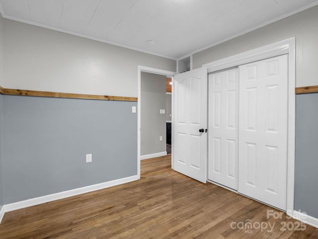 100 Sherwood Ridge Road, Brevard, NC 28712