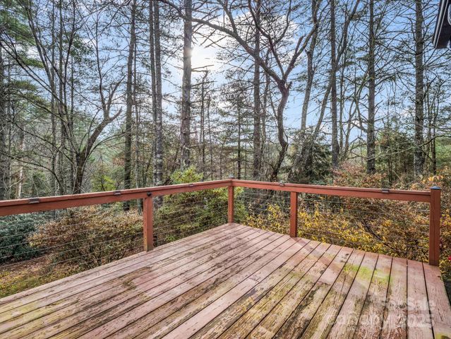100 Sherwood Ridge Road, Brevard, NC 28712