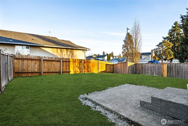 9041 S Sheridan Avenue, Tacoma, WA 98444