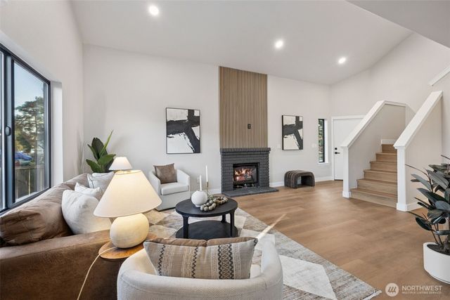 9041 S Sheridan Avenue, Tacoma, WA 98444