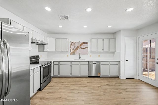 6128 E CICERO Street, Mesa, AZ 85205