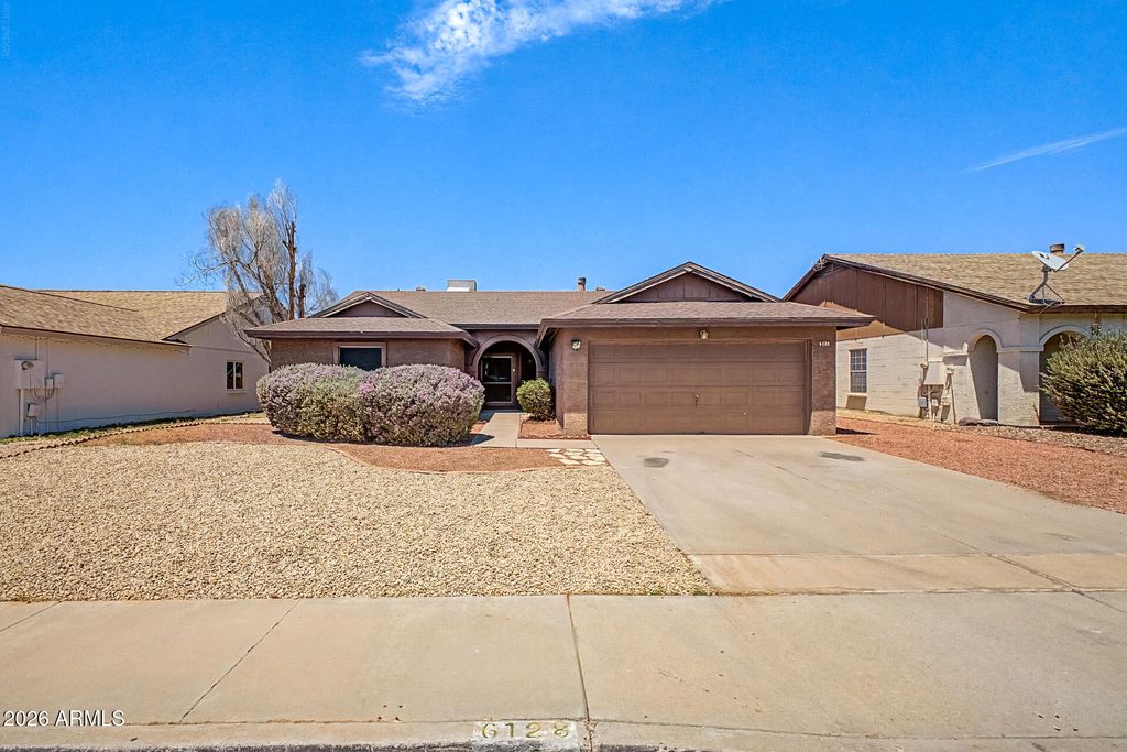 6128 E CICERO Street, Mesa, AZ 85205