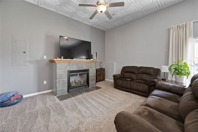 3280 Lennon Lane, Marion, IA 52302