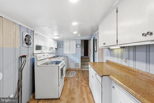 219 FOX RD, Media, PA 19063