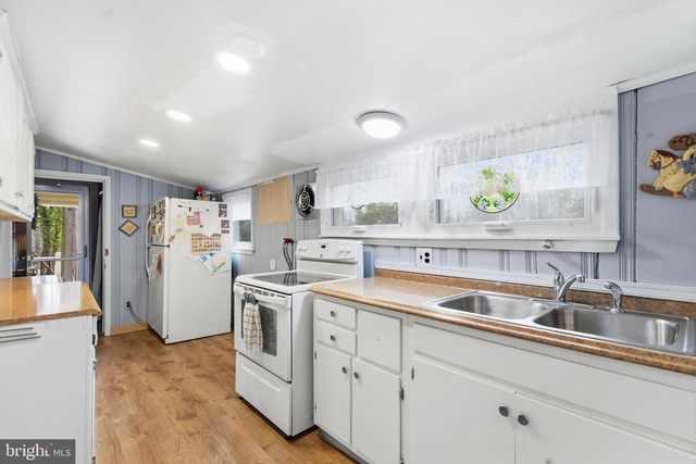 219 FOX RD, Media, PA 19063