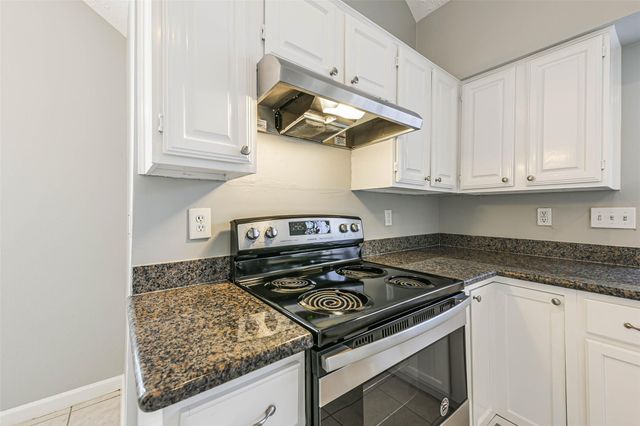 5507 Village Springs Drive, Kingwood, TX 77339