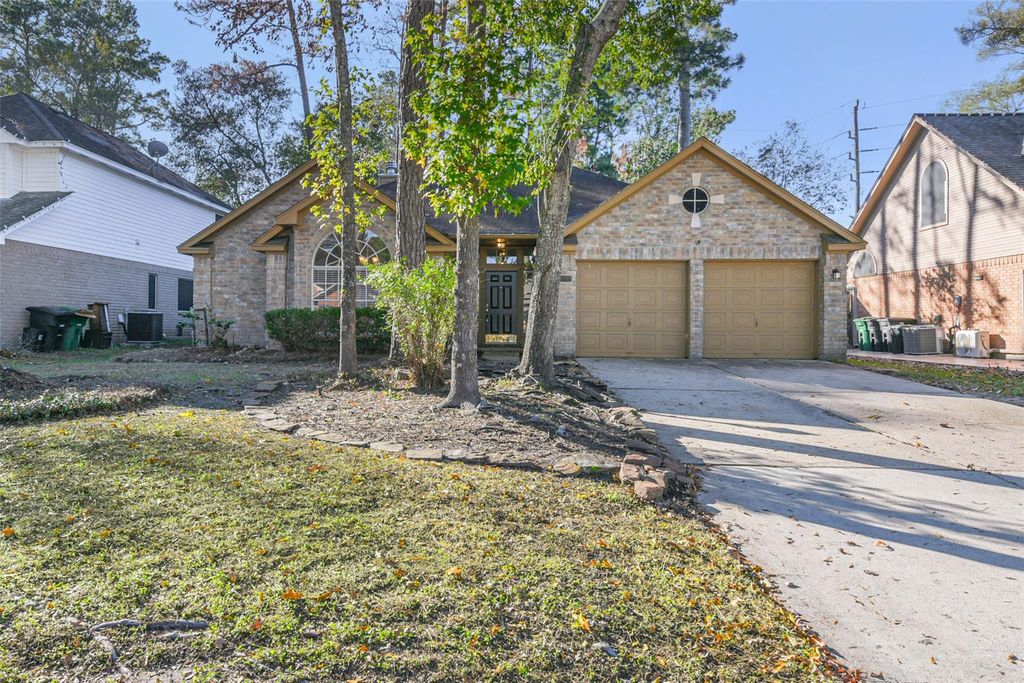 5507 Village Springs Drive, Kingwood, TX 77339