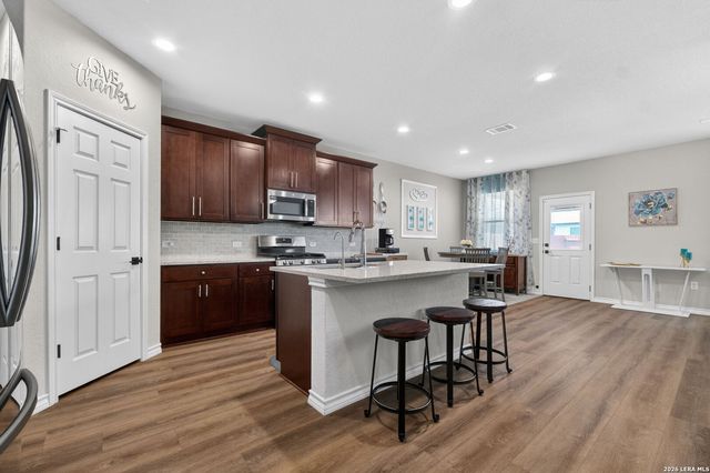 12511 BIG VALLEY CRK, San Antonio, TX 78254