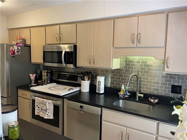 800 Mallery Street C-27, St Simons Island, GA 31522