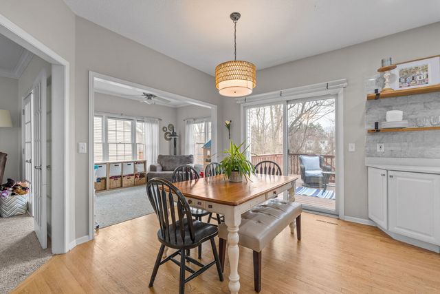 722 24th Avenue Court, Moline, IL 61265