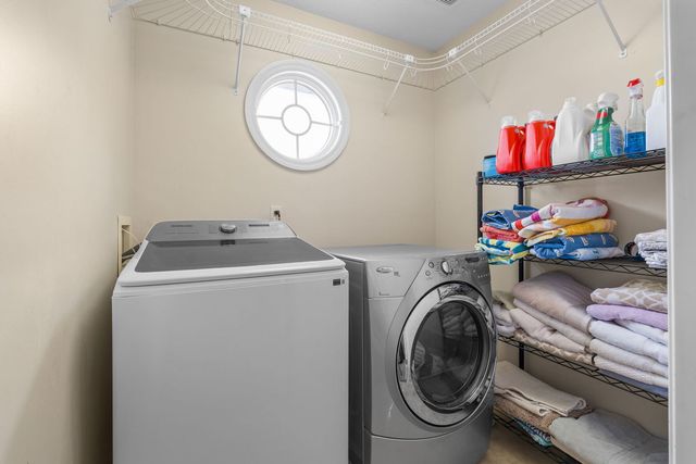 722 24th Avenue Court, Moline, IL 61265