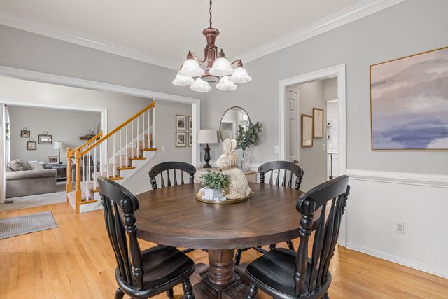 722 24th Avenue Court, Moline, IL 61265