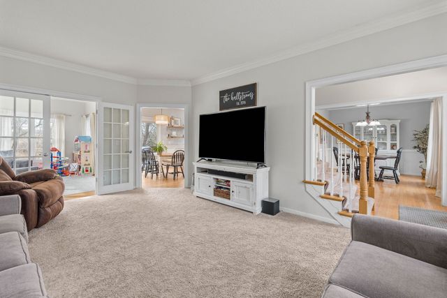 722 24th Avenue Court, Moline, IL 61265