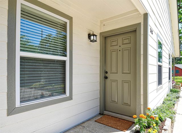 518 Moore Street, Tomball, TX 77375