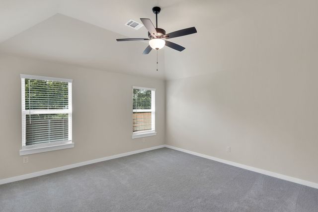 808 Tesslynn Avenue, Godley, TX 76044