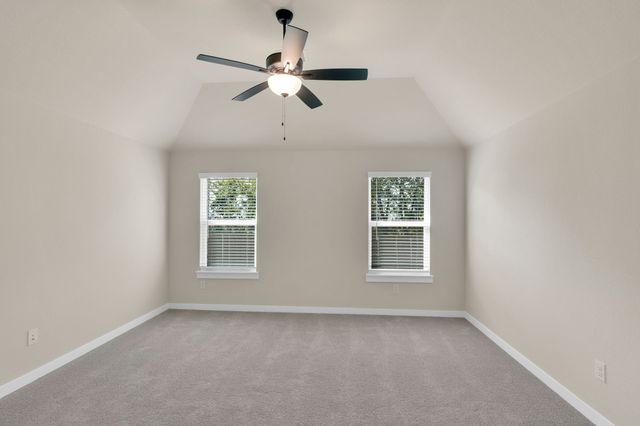 808 Tesslynn Avenue, Godley, TX 76044