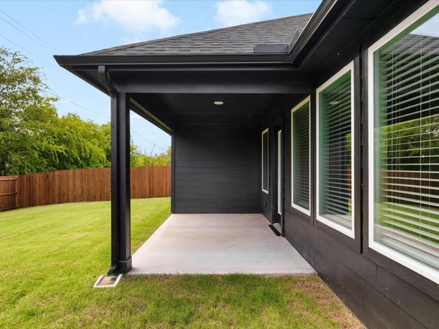 808 Tesslynn Avenue, Godley, TX 76044