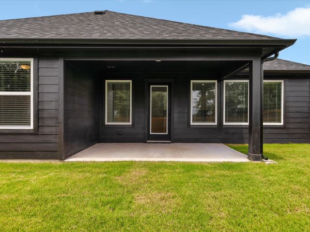 808 Tesslynn Avenue, Godley, TX 76044