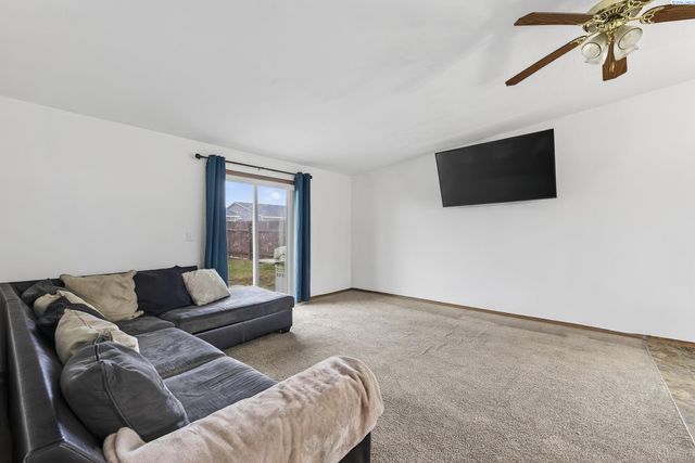 1315 E Gemstone St., Othello, WA 99344