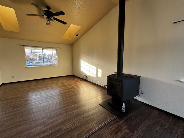 2300 Hannah Court, Fortuna, CA 95540