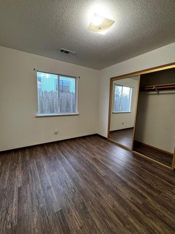 2300 Hannah Court, Fortuna, CA 95540