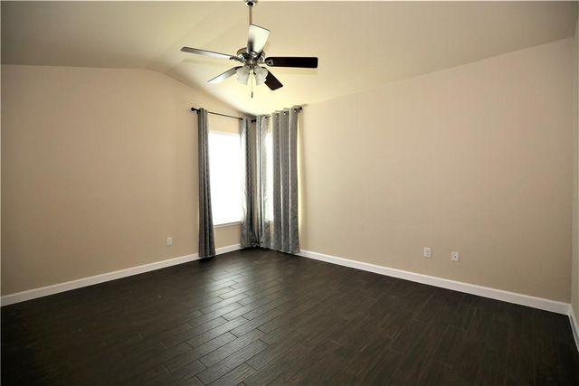 46 Churchill Farms DR, Georgetown, TX 78626