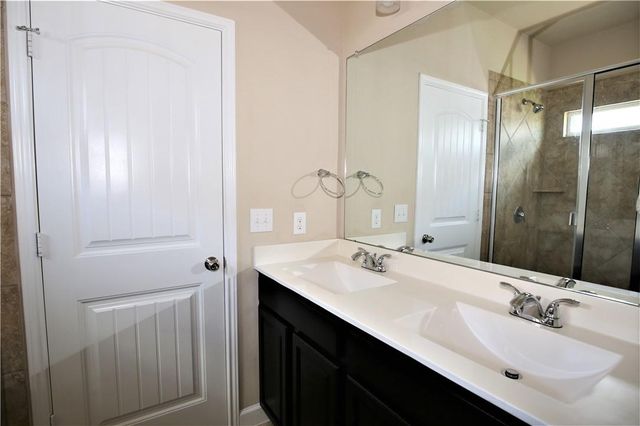 46 Churchill Farms DR, Georgetown, TX 78626