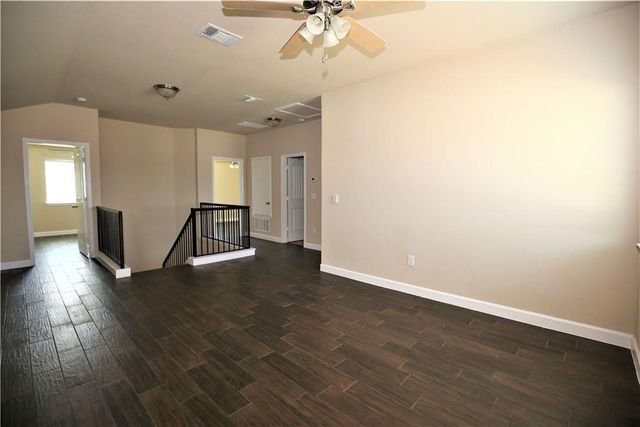 46 Churchill Farms DR, Georgetown, TX 78626