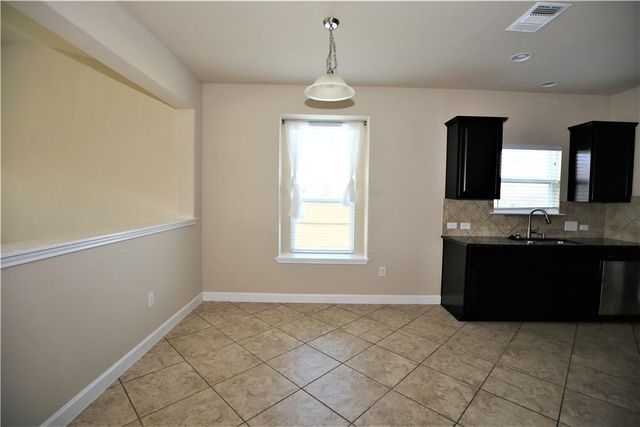 46 Churchill Farms DR, Georgetown, TX 78626