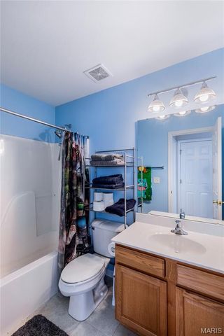 551 Fortress Court, St Charles, MO 63303